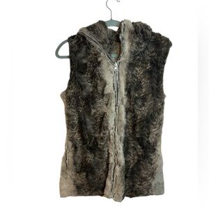 Pandemonium Seattle Faux Fur Hooded Vest